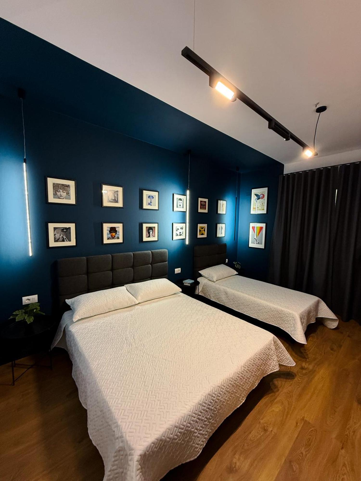 Tirana Days Free Parking Apartment Bagian luar foto